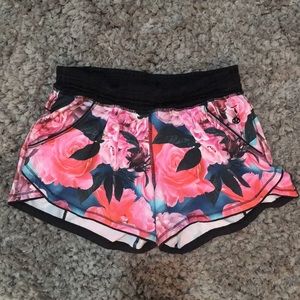 Lululemon Free Reign Short in Secret Garden